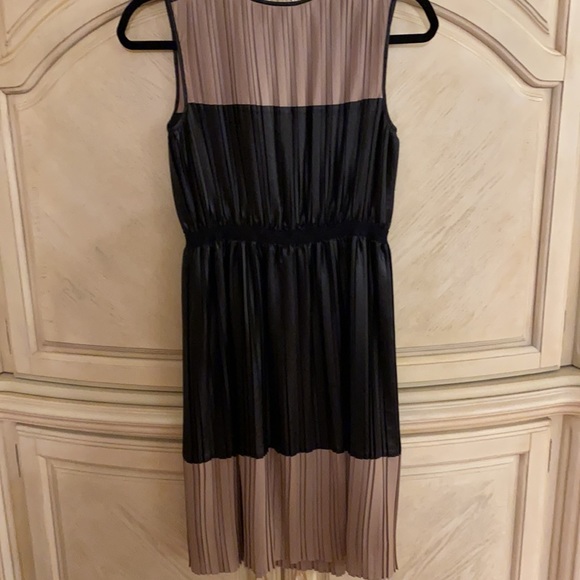 BCBGMAXAZRA New black/tan ROMA dress size XS. New with tags. - Picture 7 of 7
